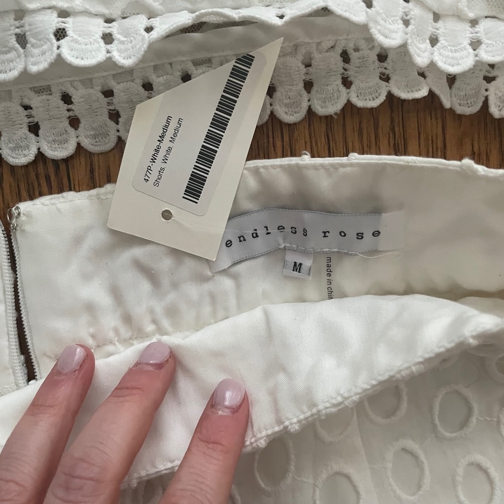 Eyelet Set - Picture 3 of 3